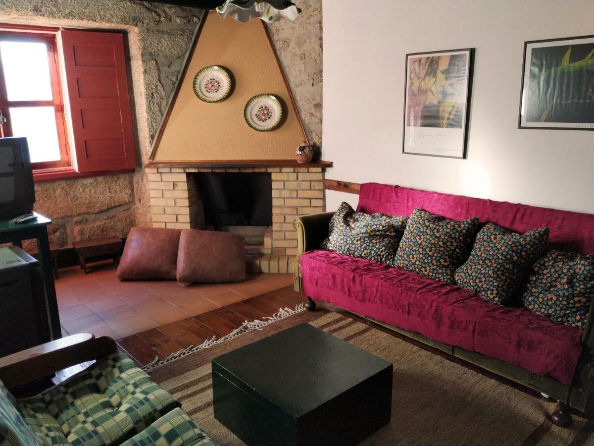 Affittacamere Casa Da Sico Manteigas Esterno foto